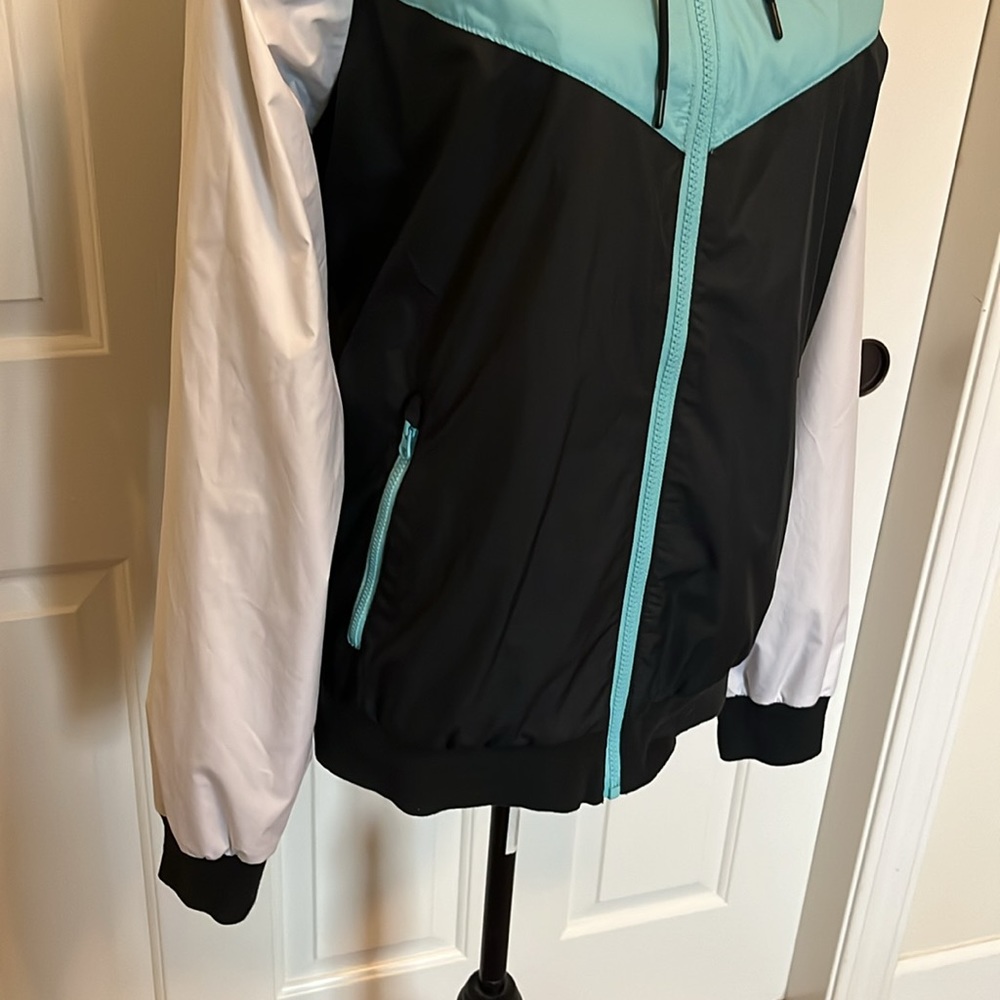 Nike windbreaker - Picture 3 of 8